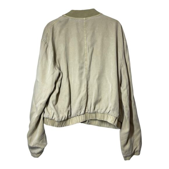 We The Free Bomber Jacket Knock out Siren Womens Size XL Khaki Tan Cropped Boxy - Picture 3 of 6